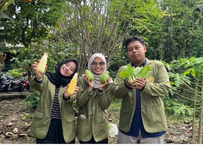 Limbah Sayur Tak Lagi Terbuang: Mahasiswa Agribisnis UPNVJT Gagas Solusi Kompos Berkelanjutan