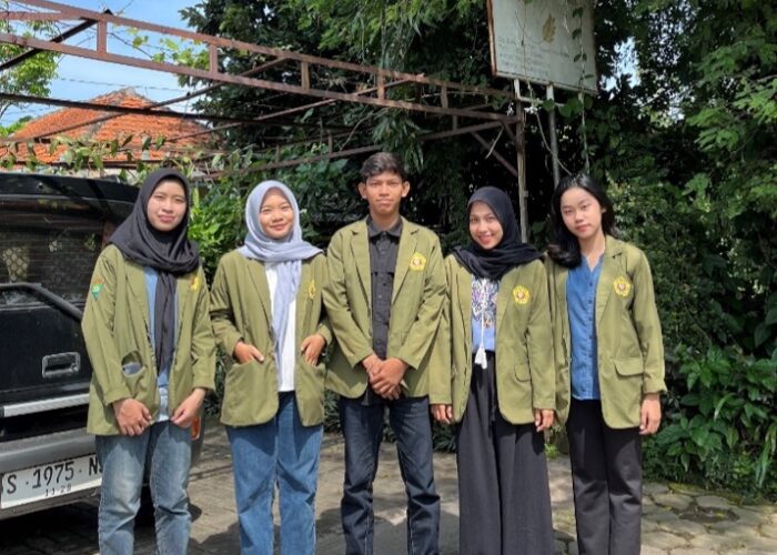 Menanam Harapan Menuai Keberlanjutan Bersama Mahasiswa Agribisnis UPNVJT Melalui Pertanian Organik