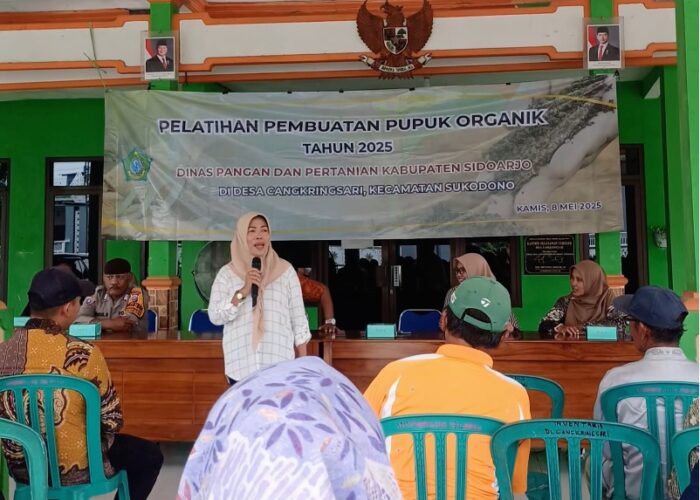 Mahasiswa Agribisnis dan Dinas Pertanian Gelar Pelatihan Pupuk Organik di Cangkringsari