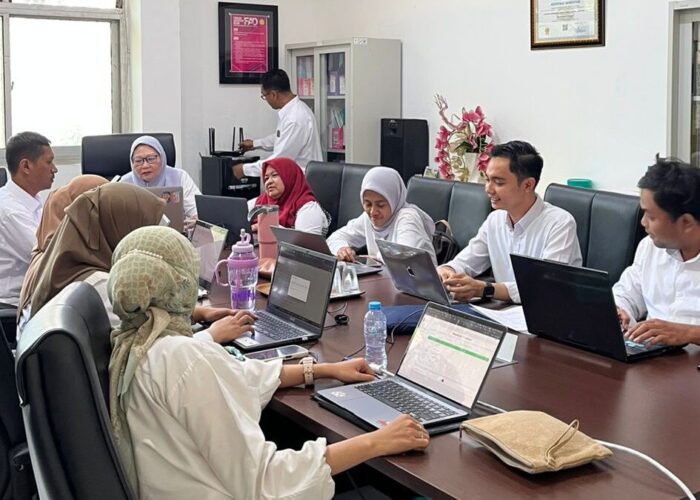 Penguatan Mutu Akademik: Pak Risqi Firdaus Setiawan Jadi Tim Pendamping OBEMAN Prodi Arsitektur